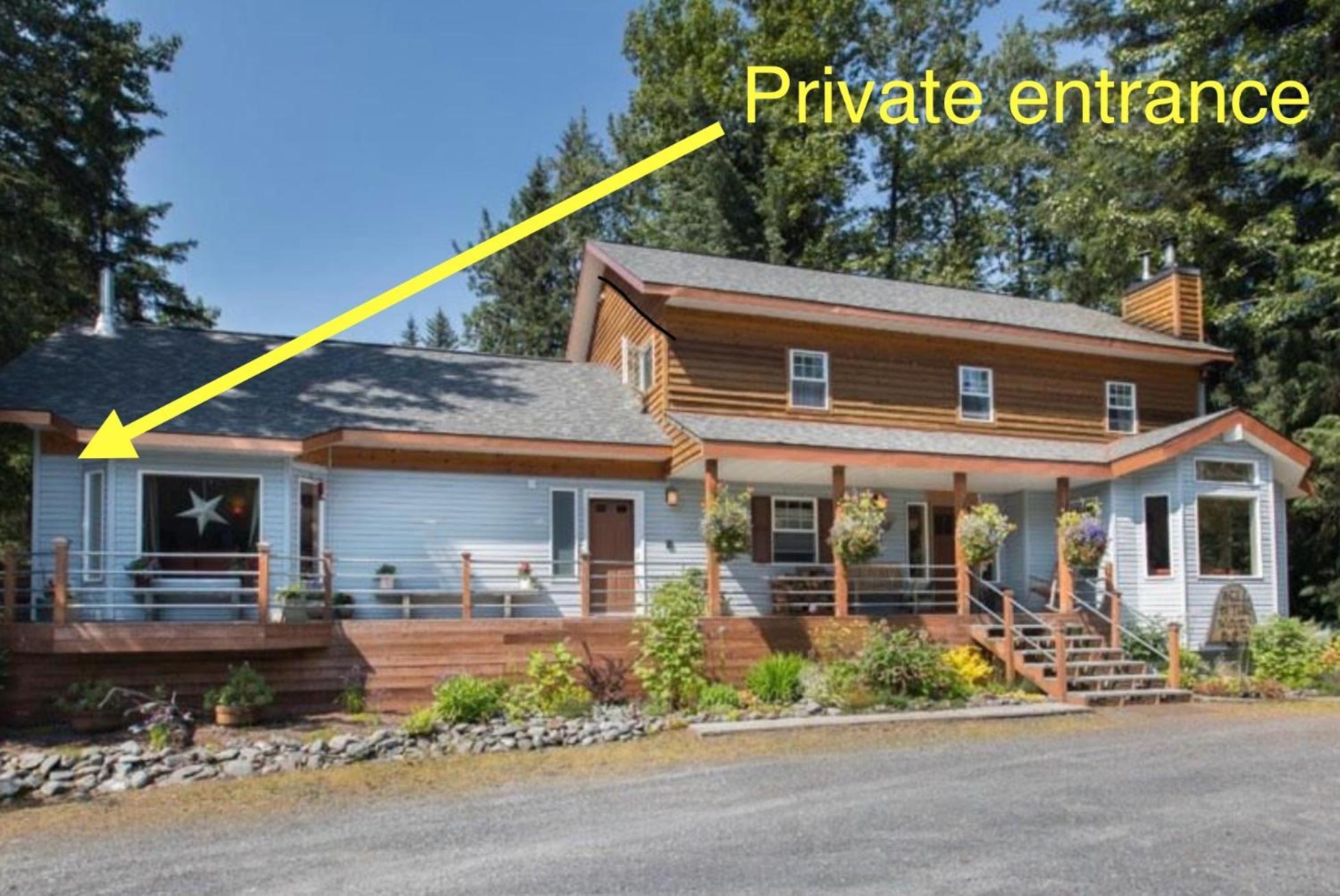 Bell In The Woods B&B Seward Exterior photo